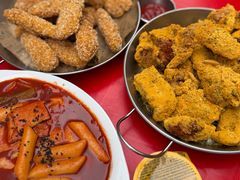 -BHC炸鸡(明洞总店)