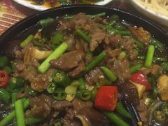 -东北食府·铁锅炖(花溪湾店)