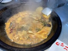 -屯老二农家铁锅炖·行业领军者(梅江店)