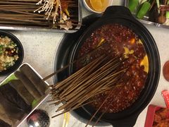 -钢管厂五区小郡肝串串香(蜀都万达店)