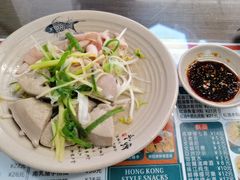 白灼猪润拼鹅肠-琛仔记云吞面(紫金店)