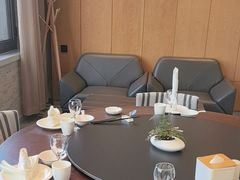 -赶海部落海鲜城(海阳路店)