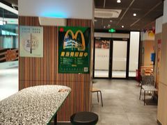 -麦当劳(百联西郊购物中心店)