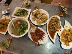 -覃记海鲜美食餐厅