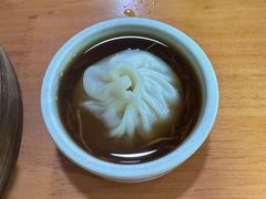 -莱莱小笼·乔艾