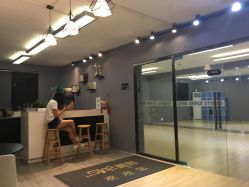 -STAR舞蹈工作室