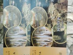 -汤山古猿溶洞