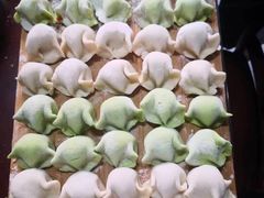 -鲸育宝宝月嫂(徐汇店)