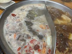 -额尔敦传统涮.冰煮羊火锅(乌兰察布体育场店)