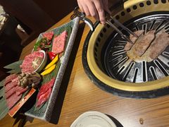 -炼火烤肉店