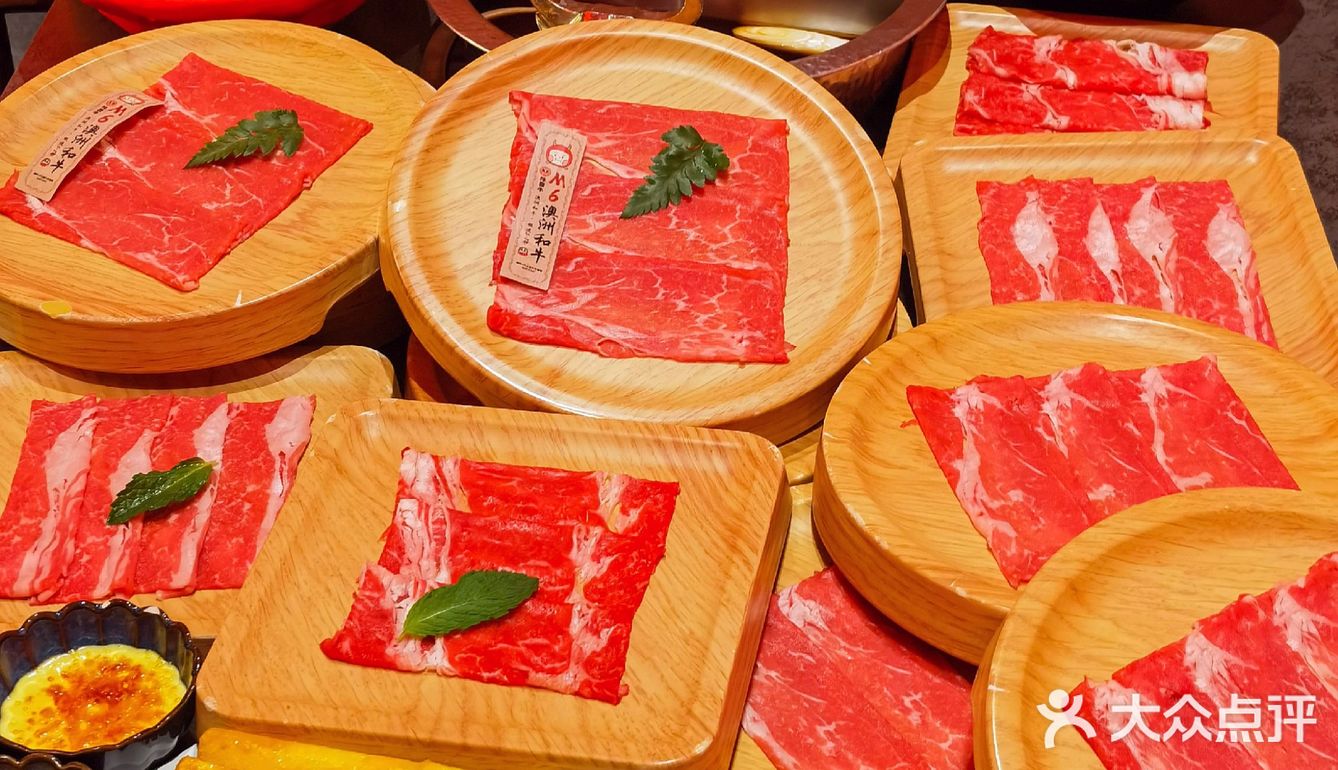 M+和牛、酒醉小龙虾、辛辣热卤、海鲜不限量