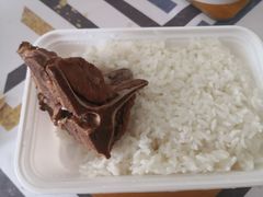 -万和春排骨砂锅米饭(新业广场店)