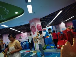 -孩子王童乐园(鹏瑞利青羊广场店)