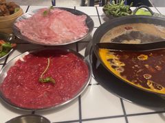 -鹿鸣山草本茶香火锅(园西路店)