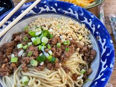 -赖扁担重庆小面(虎山路店)