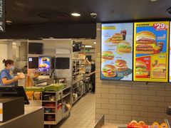 -麦当劳(新达汇三林店)