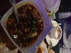 -TRIPLE 8 China Bar & Grill