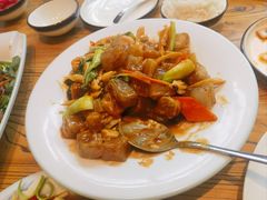 渔村三鲜焖子-小船渔村·大连菜(明泽街店)