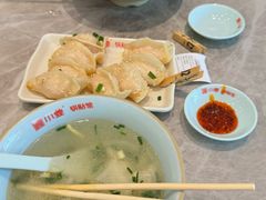 -小姜锅贴(凤凰街店)