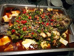 -里岛烤鱼(东港凯虹广场店)