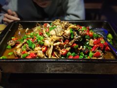 炭烧牛蛙平锅紫苏味-蘭奢雅集·江浙菜(青山江滩店)