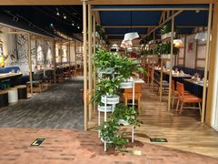 -渝信川菜 · 川味家常菜(财富购物中心店)