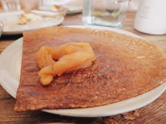 慢炖盐焦糖苹果可丽饼-RAC BAR(安福路店)