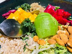 牛油果沙拉-小大董·烤鸭(凤凰汇店)