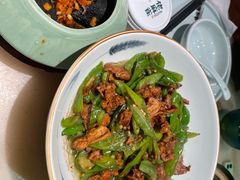 -佬麻雀·新湘菜(珠海金发购物中心店)