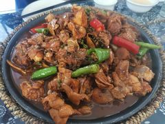 -八两八金·莱芜特色炒鸡(市南漳浦路店)