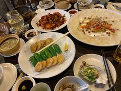 三文鱼鱼生捞起-猪肉婆私房菜(容桂总店)