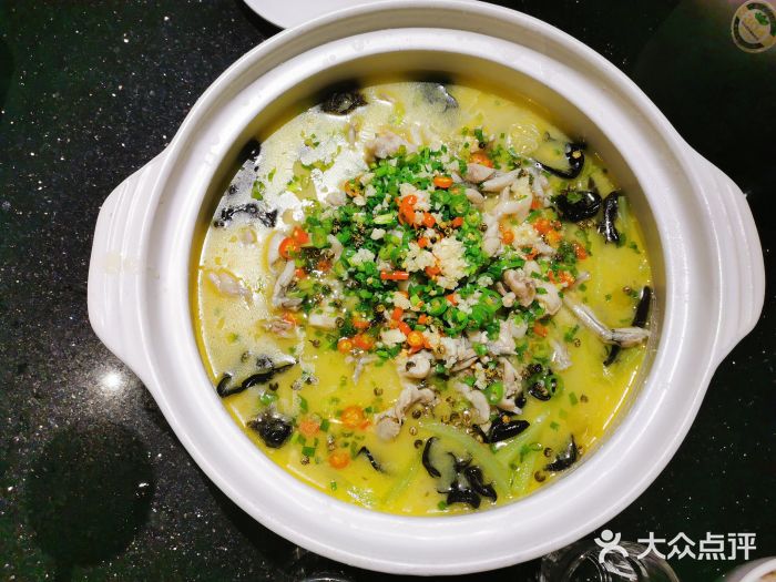 咏哇美蛙美味(厦门罗宾森店)美味泡椒牛蛙图片