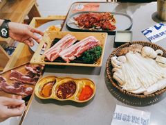 -金会长自助海鲜·烤肉(人民广场店)