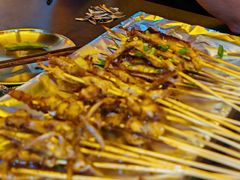 -何师烧烤Pro ·江湖川菜·小龙虾·精酿(太古里旗舰店)