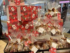 -Laderach 莱德拉(上海环贸iapm店)