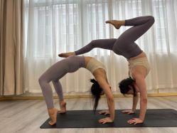 -亚太瑜伽普拉提学院