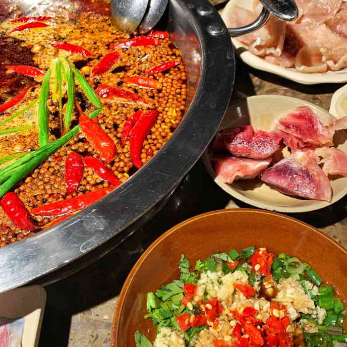 牛妈妈火锅(万达店)-"市井火锅的赶脚 99 坐在户外吃很舒服.