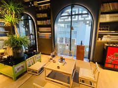 -光海书局(南京东路第一百货店)