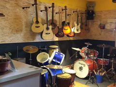 -艺桉余音琴行(火神庙分店)