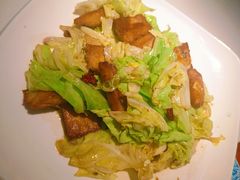 馕炒莲花白-阿里疆Alijiang·丝路美食·异域风情·清真(长楹天街店)