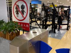 -锐菲特游泳体育健身中心(滨江店)