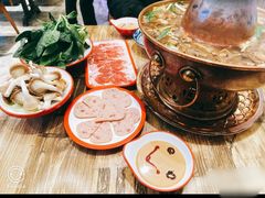 -阿郎龙虾烧烤海鲜馆(苏河融景店)