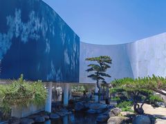 -罗红摄影艺术馆