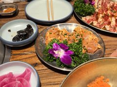 -明洞阿姨·韩式酱蟹烤肉·创意料理(三元桥店)