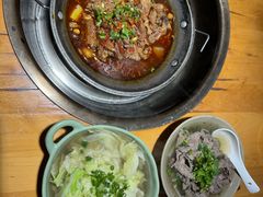 -大众跷脚牛肉馆·非遗传承单位(峨眉山店)
