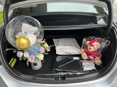 -上海星瀚奔驰4S店(红柳路店)