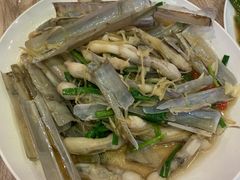 -拉威海鲜市场