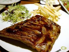 -JINNS锦时 steak&pizza(浸信会礼拜堂旧址店)