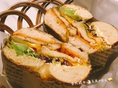 -麦田工坊(月湖店)