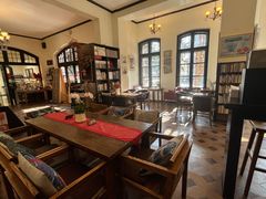 -良友书坊(安徽路店)